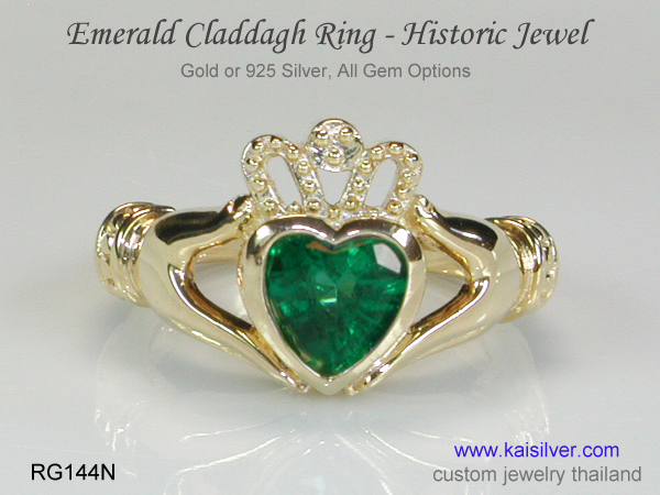 claddagh engagement ring 